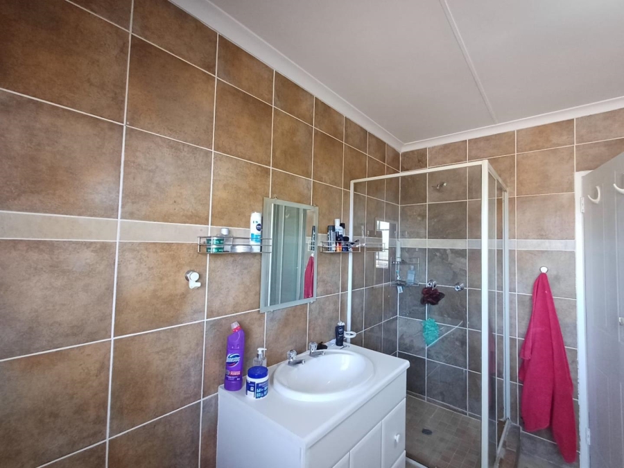To Let 3 Bedroom Property for Rent in Sundowner Gauteng