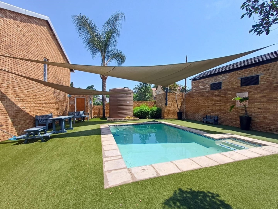 To Let 3 Bedroom Property for Rent in Sundowner Gauteng