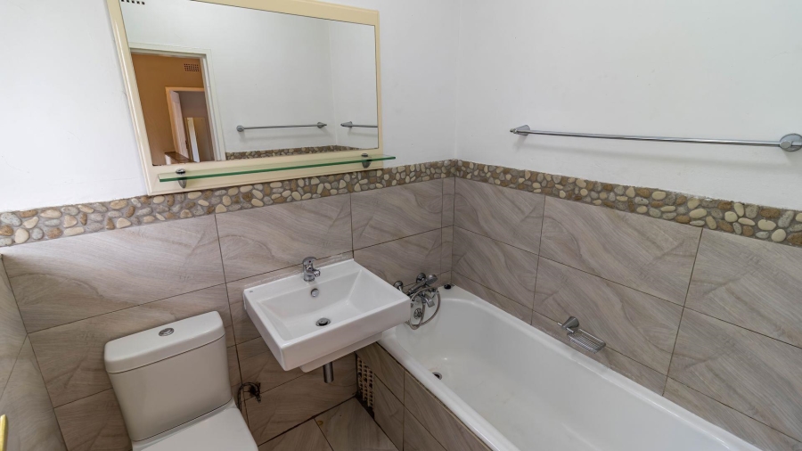 3 Bedroom Property for Sale in Northcliff Gauteng