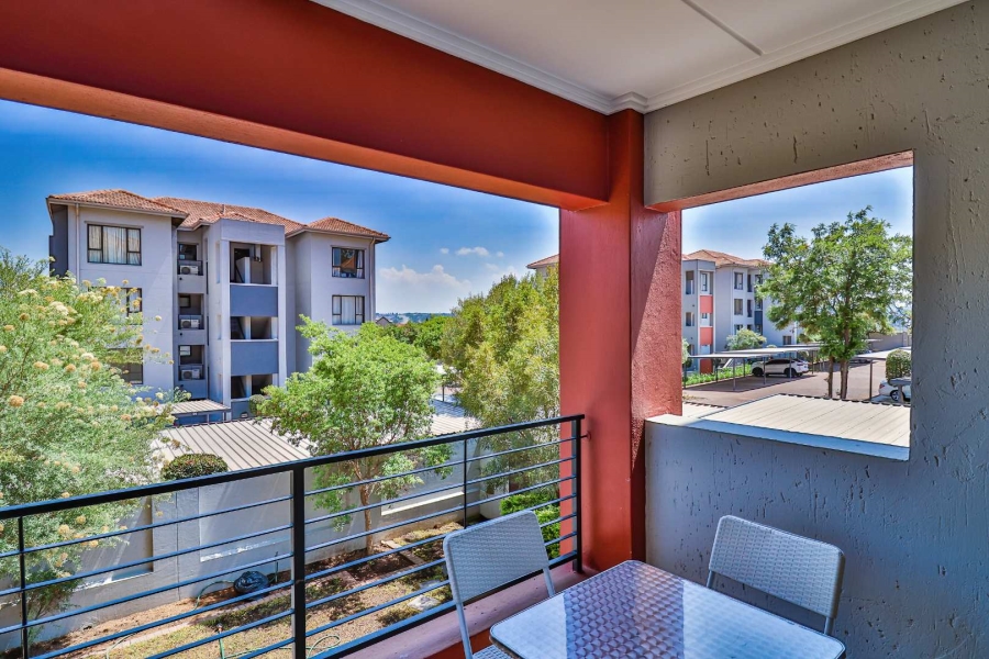 To Let 2 Bedroom Property for Rent in Barbeque Downs Gauteng