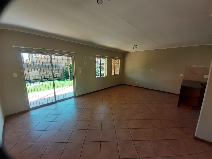 To Let 2 Bedroom Property for Rent in Equestria Gauteng