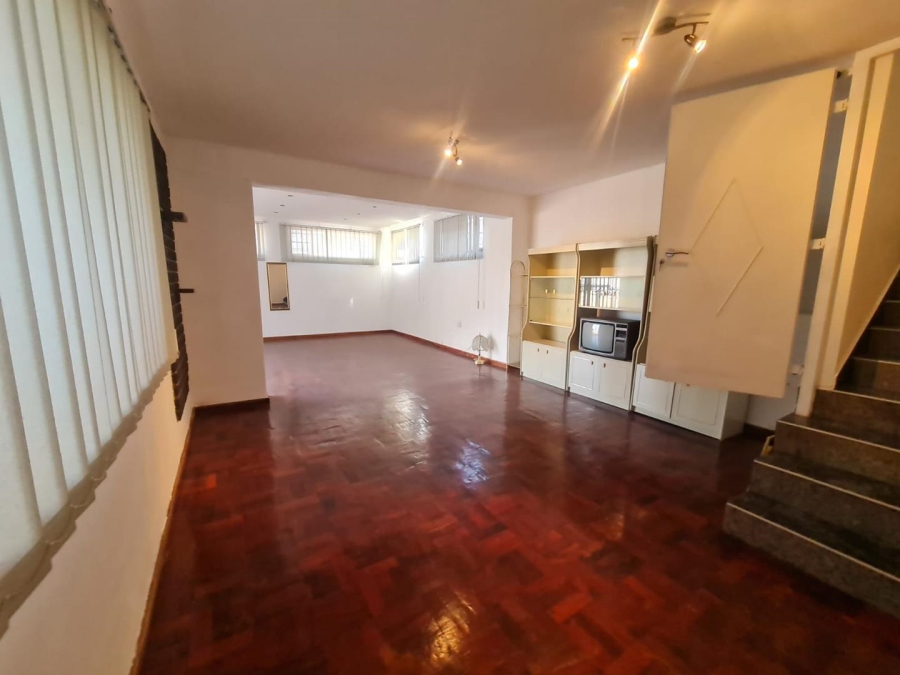 4 Bedroom Property for Sale in Linmeyer Gauteng