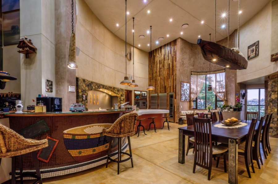 9 Bedroom Property for Sale in Glenvista Gauteng