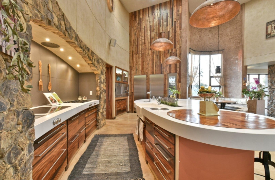 9 Bedroom Property for Sale in Glenvista Gauteng