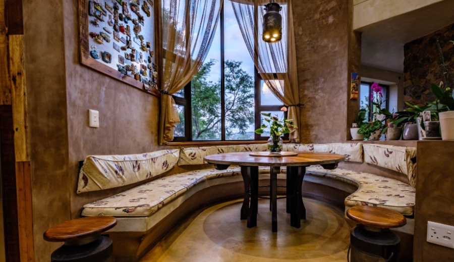 9 Bedroom Property for Sale in Glenvista Gauteng