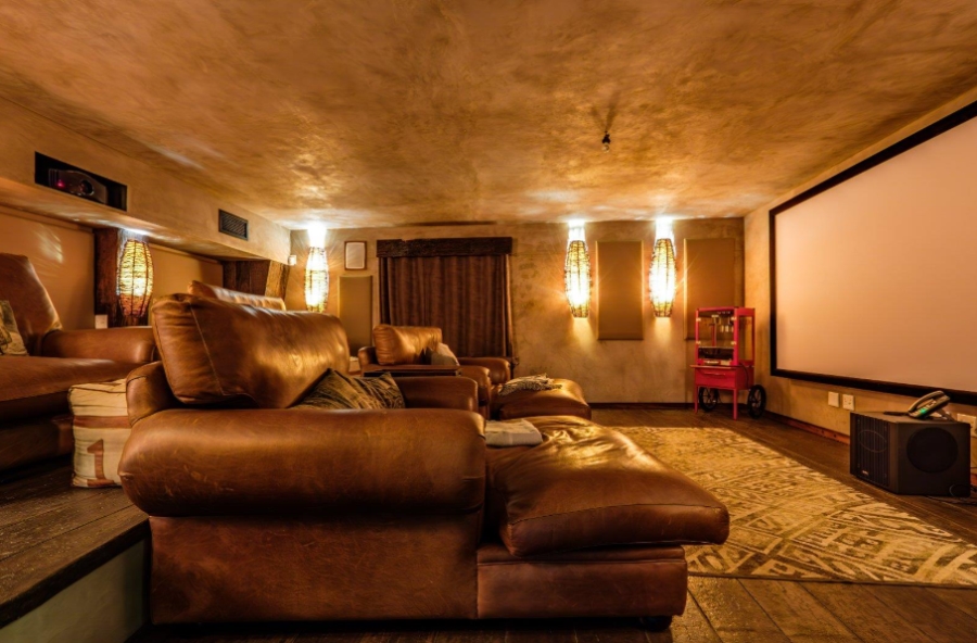 9 Bedroom Property for Sale in Glenvista Gauteng