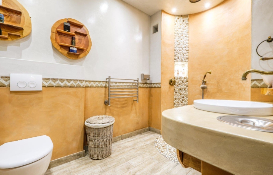 9 Bedroom Property for Sale in Glenvista Gauteng