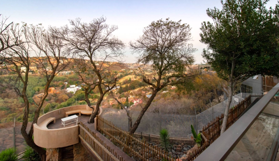 9 Bedroom Property for Sale in Glenvista Gauteng