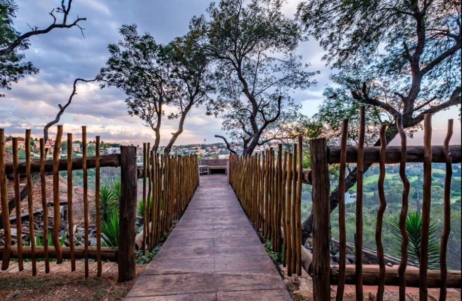 9 Bedroom Property for Sale in Glenvista Gauteng