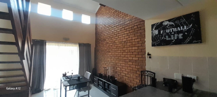 2 Bedroom Property for Sale in Honeydew Gauteng