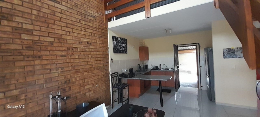 2 Bedroom Property for Sale in Honeydew Gauteng