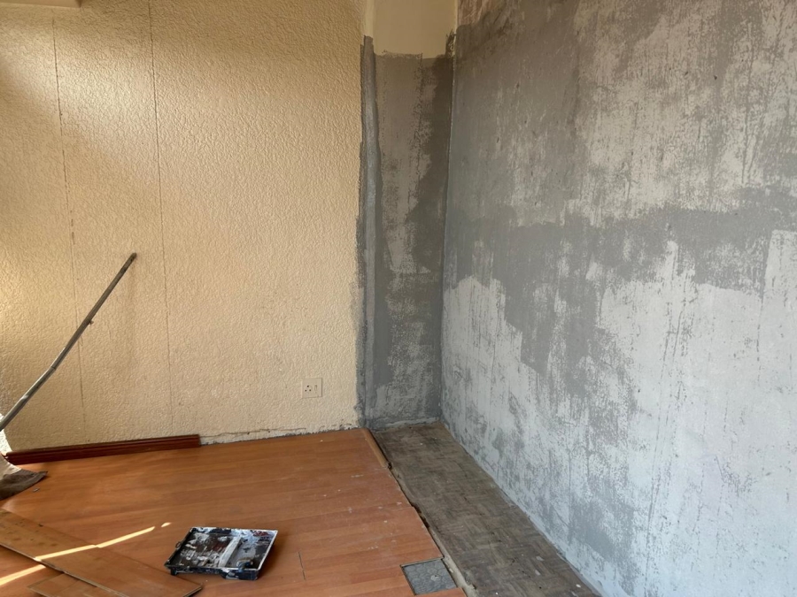 2 Bedroom Property for Sale in Florida Gauteng