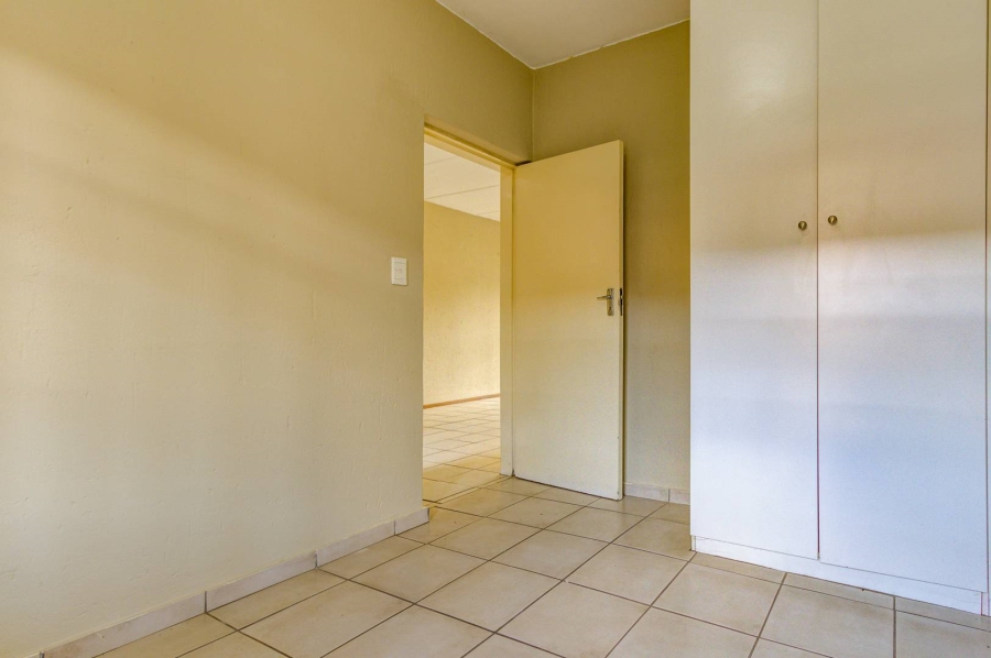 2 Bedroom Property for Sale in Comet Gauteng