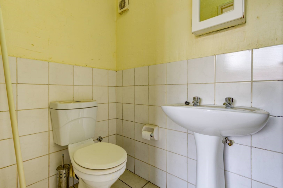 2 Bedroom Property for Sale in Comet Gauteng