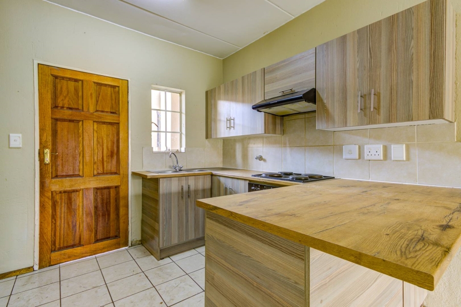 2 Bedroom Property for Sale in Comet Gauteng