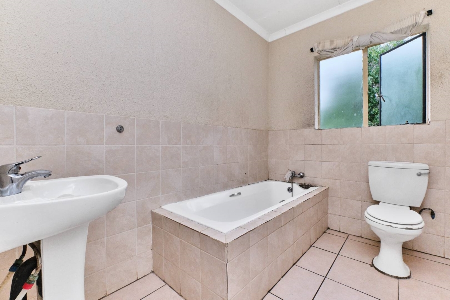 3 Bedroom Property for Sale in Willowbrook Gauteng