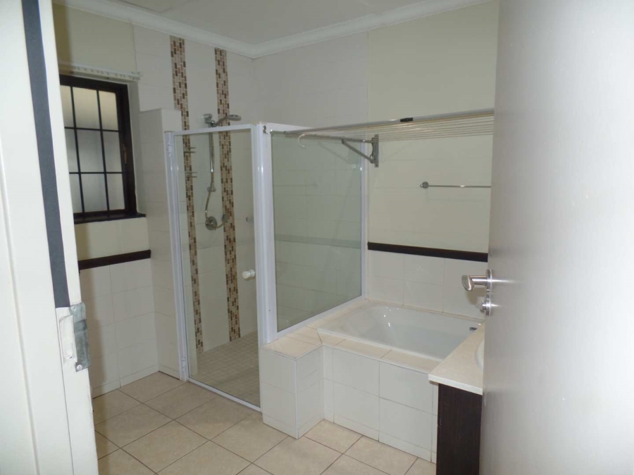 1 Bedroom Property for Sale in Rietvalleirand Gauteng