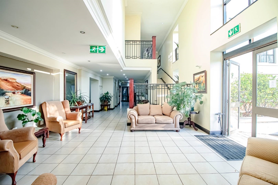 1 Bedroom Property for Sale in Rietvalleirand Gauteng