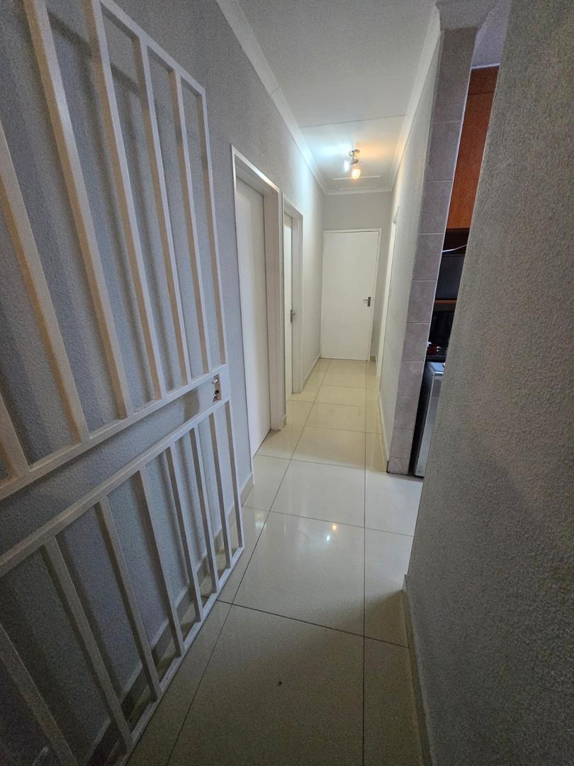 To Let 3 Bedroom Property for Rent in New Redruth Gauteng