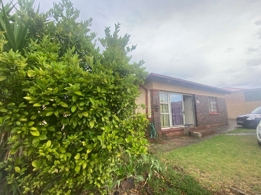 3 Bedroom Property for Sale in South Hills Gauteng