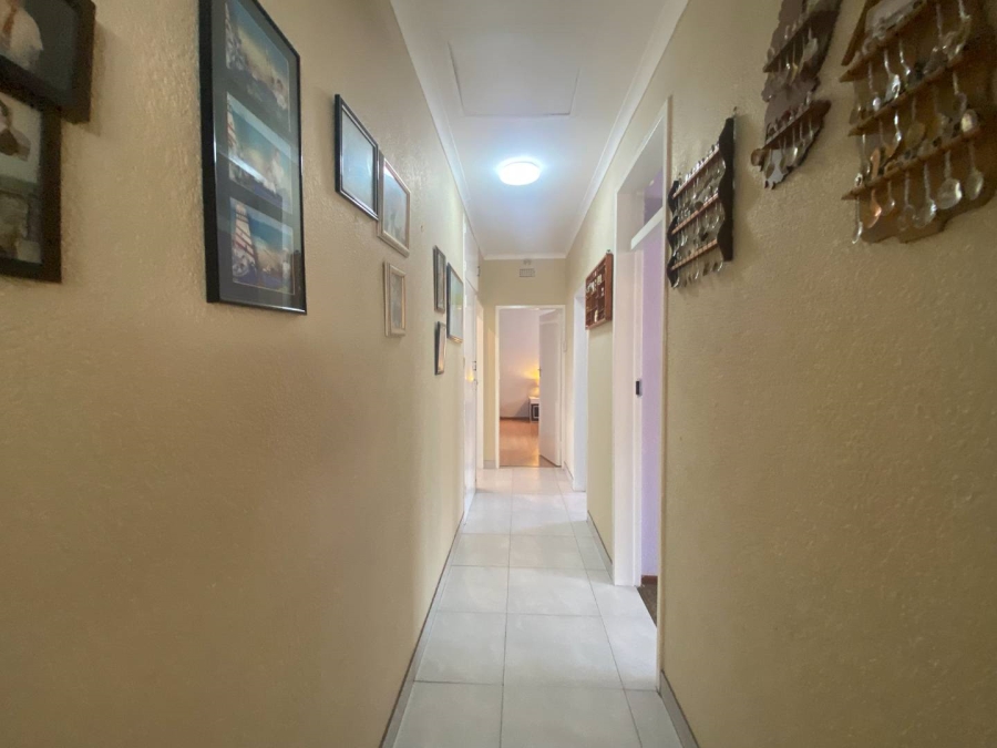 3 Bedroom Property for Sale in Mulbarton Gauteng