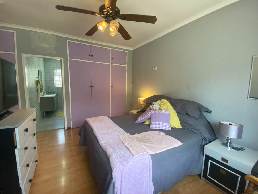 3 Bedroom Property for Sale in Mulbarton Gauteng