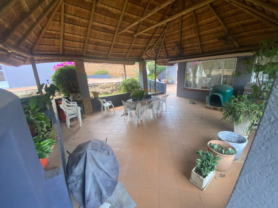 3 Bedroom Property for Sale in Mulbarton Gauteng