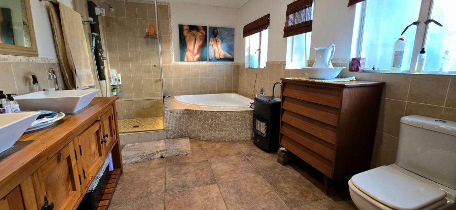 4 Bedroom Property for Sale in Brackenhurst Gauteng