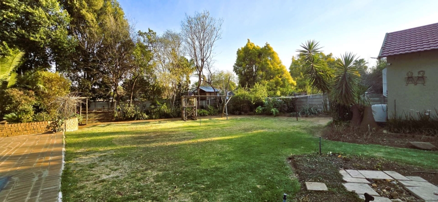 4 Bedroom Property for Sale in Brackenhurst Gauteng