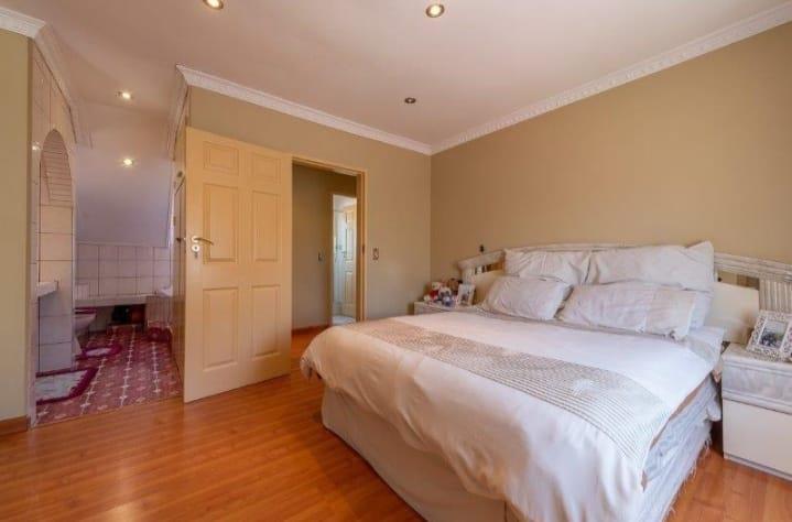 4 Bedroom Property for Sale in Winchester Hills Gauteng