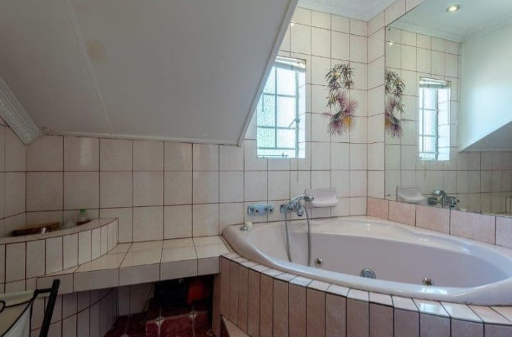 4 Bedroom Property for Sale in Winchester Hills Gauteng
