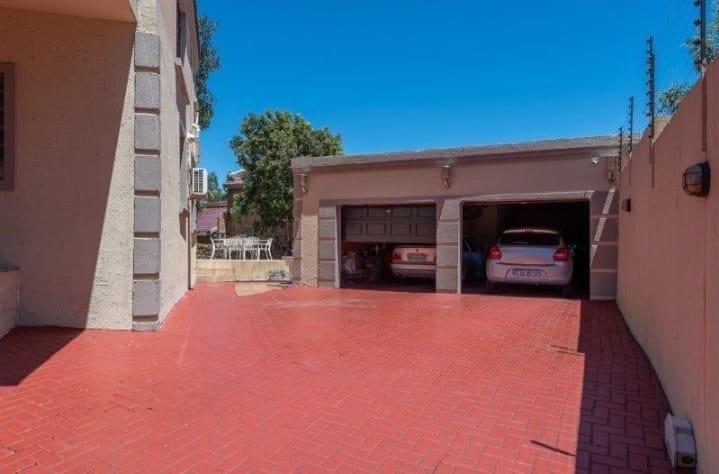 4 Bedroom Property for Sale in Winchester Hills Gauteng