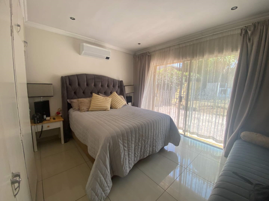 4 Bedroom Property for Sale in Mulbarton Gauteng