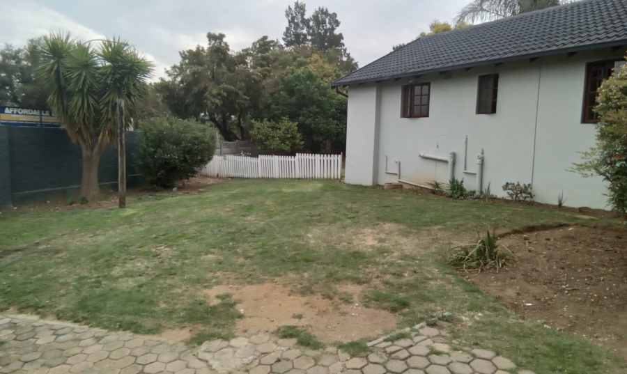 4 Bedroom Property for Sale in Wilgeheuwel Gauteng