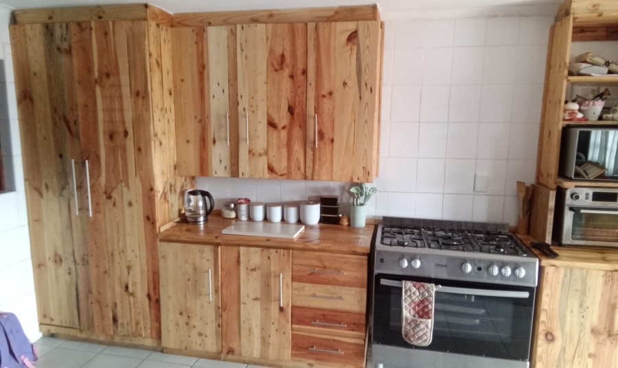 4 Bedroom Property for Sale in Wilgeheuwel Gauteng