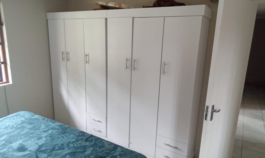 4 Bedroom Property for Sale in Wilgeheuwel Gauteng