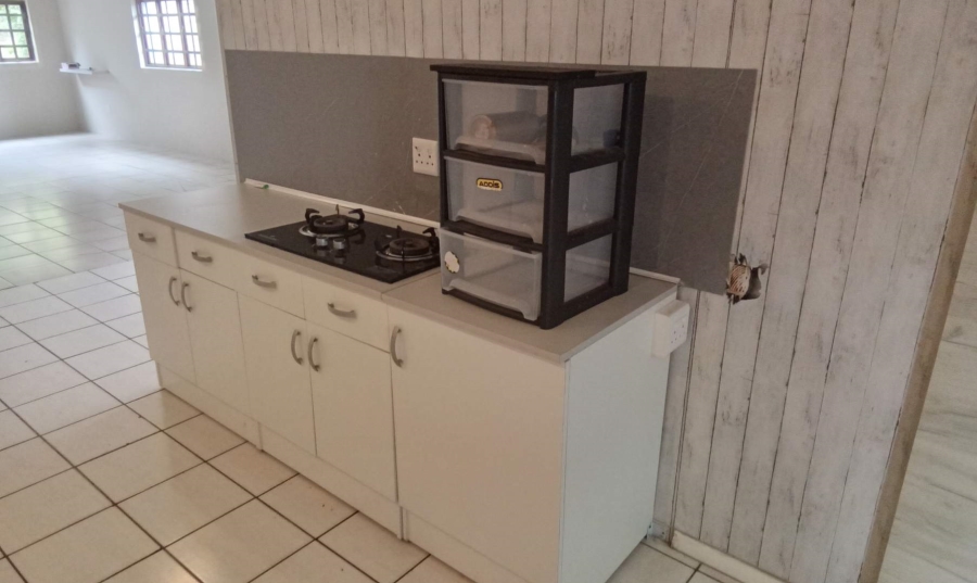 4 Bedroom Property for Sale in Wilgeheuwel Gauteng