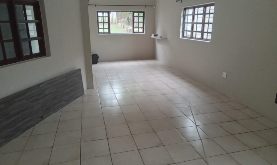 4 Bedroom Property for Sale in Wilgeheuwel Gauteng