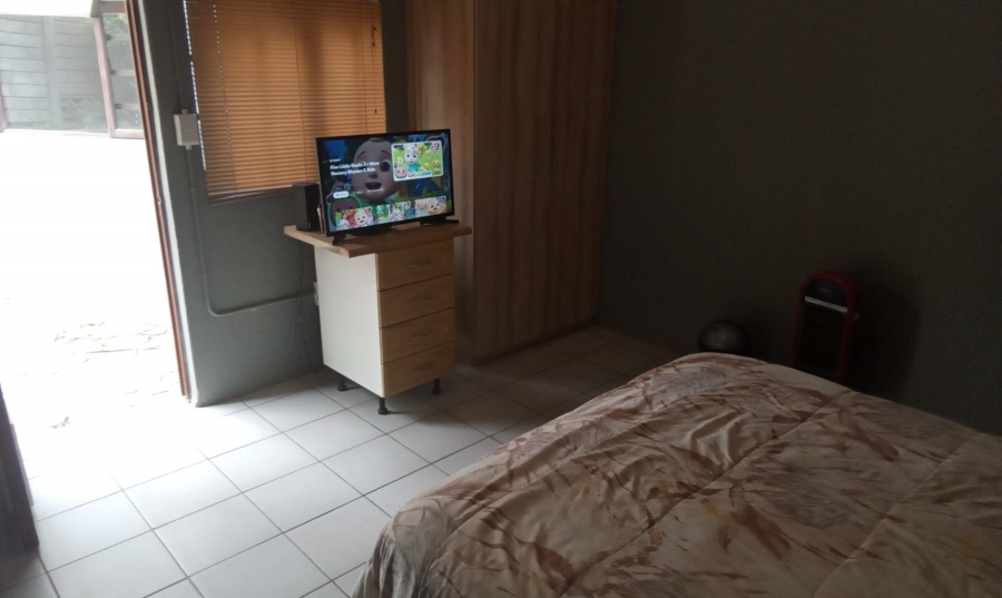 4 Bedroom Property for Sale in Wilgeheuwel Gauteng