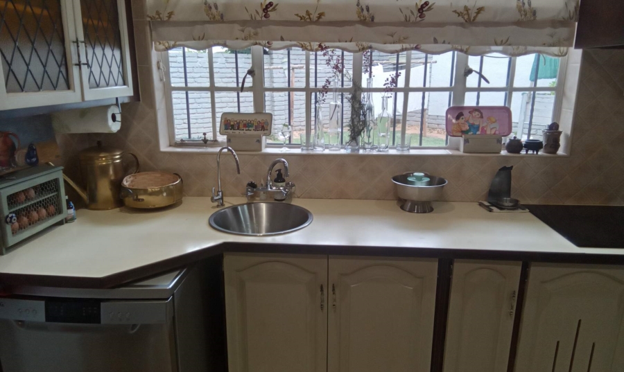 3 Bedroom Property for Sale in Constantia Kloof Gauteng