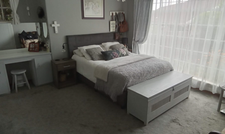 3 Bedroom Property for Sale in Constantia Kloof Gauteng