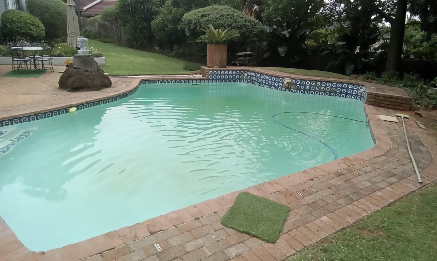 3 Bedroom Property for Sale in Constantia Kloof Gauteng