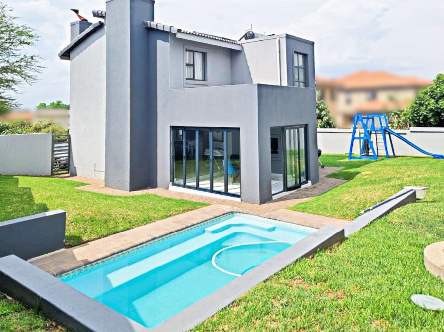 3 Bedroom Property for Sale in Olympus AH Gauteng