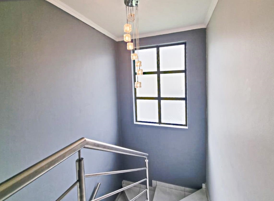 3 Bedroom Property for Sale in Olympus AH Gauteng