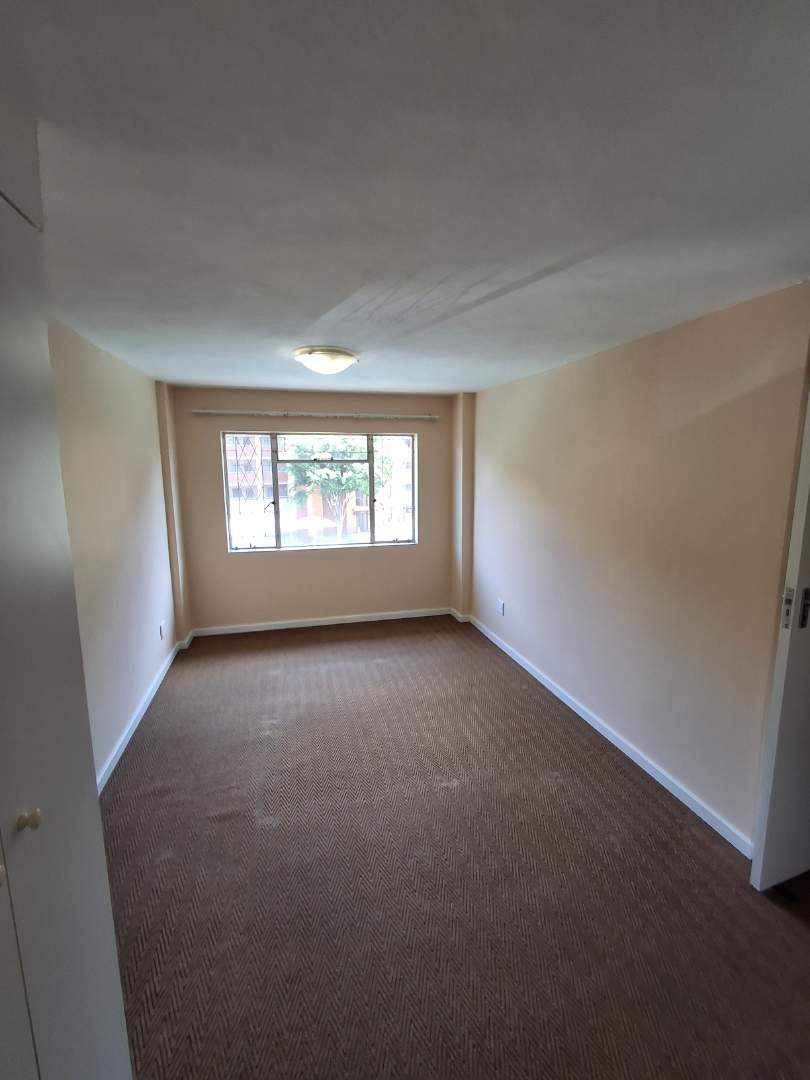 3 Bedroom Property for Sale in Die Hoewes Gauteng