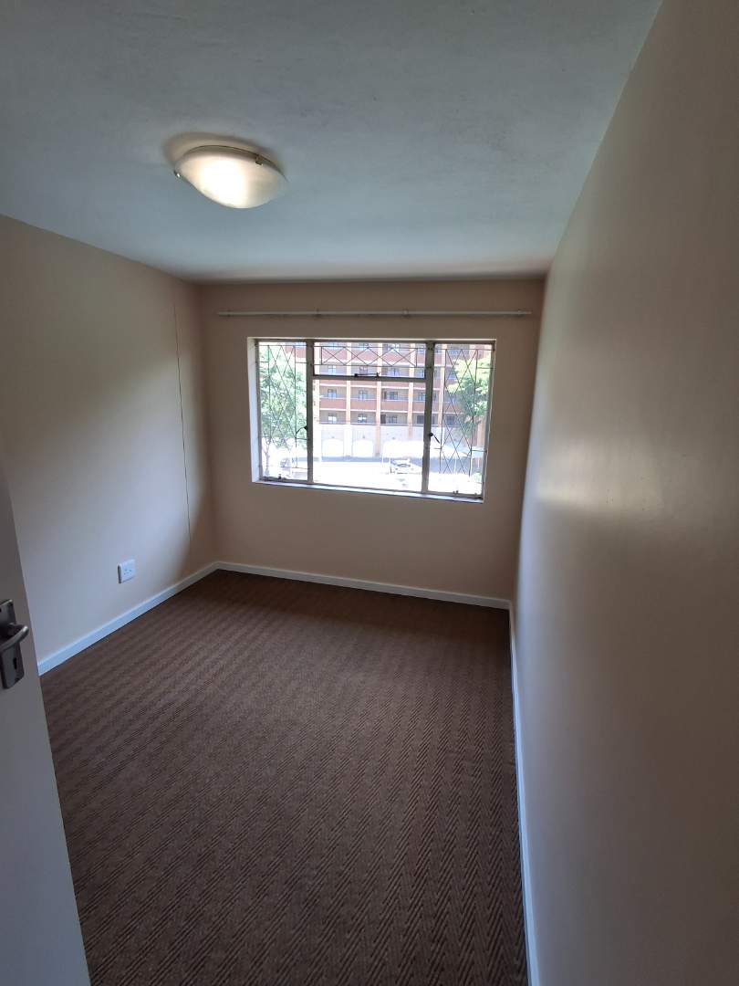 3 Bedroom Property for Sale in Die Hoewes Gauteng