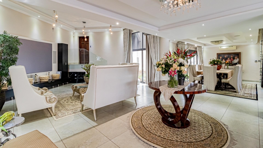 To Let 4 Bedroom Property for Rent in Roodekrans Ext 9 Gauteng