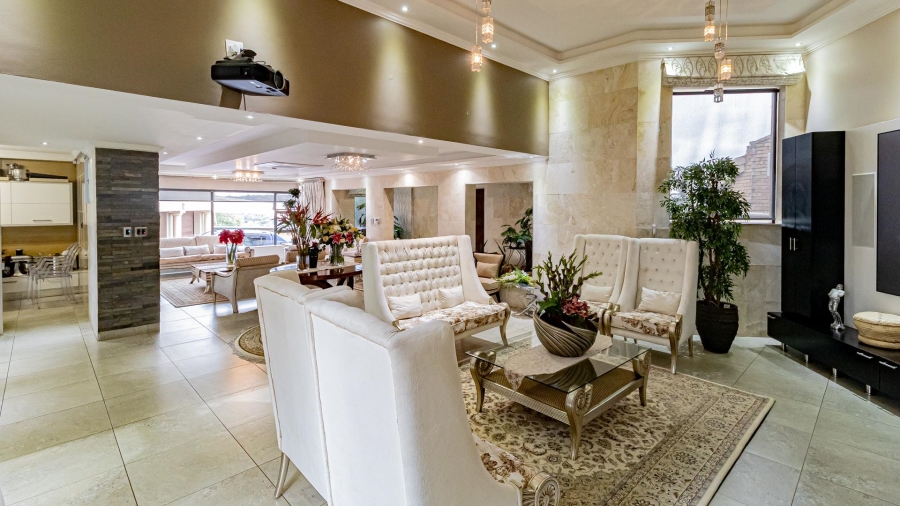 To Let 4 Bedroom Property for Rent in Roodekrans Ext 9 Gauteng