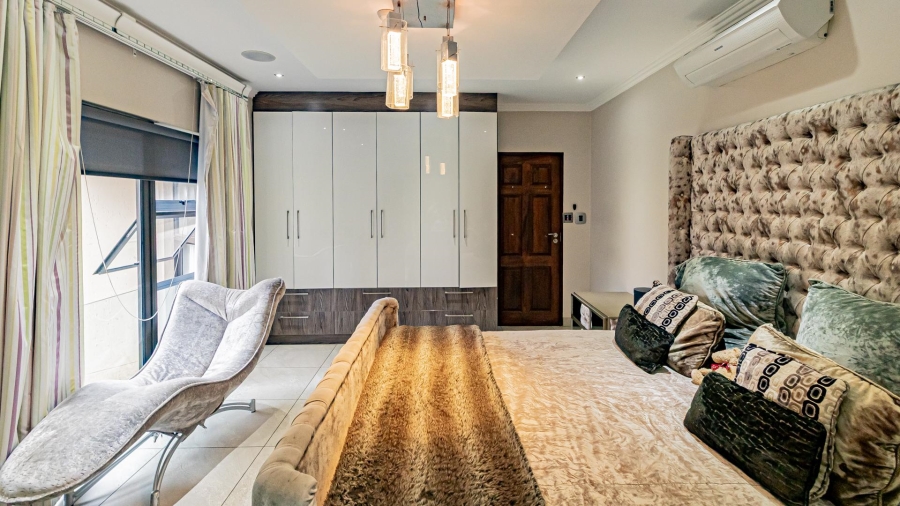 To Let 4 Bedroom Property for Rent in Roodekrans Ext 9 Gauteng