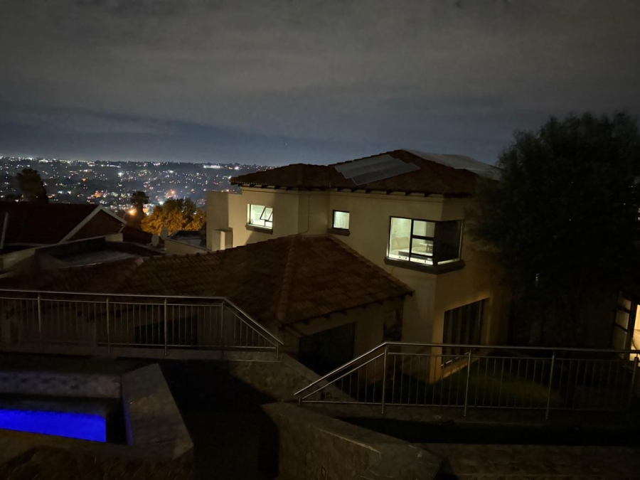 To Let 4 Bedroom Property for Rent in Roodekrans Ext 9 Gauteng